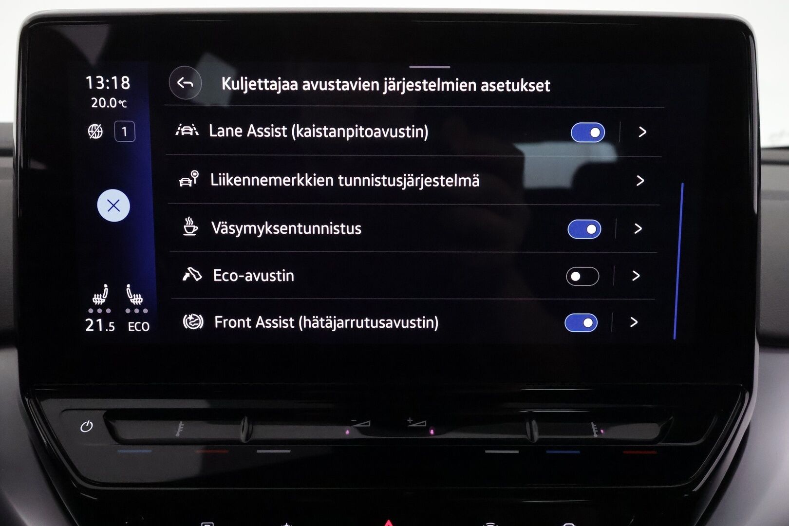 Volkswagen ID.4 2021 Pro Performance Life 150 kW **1-om. Suomi-auto / Lämpöpumppu / Adapt.vakkari / Vetokoukku / Apple&Android / P.tutkat** - Akku kuntotarkastettu! 
