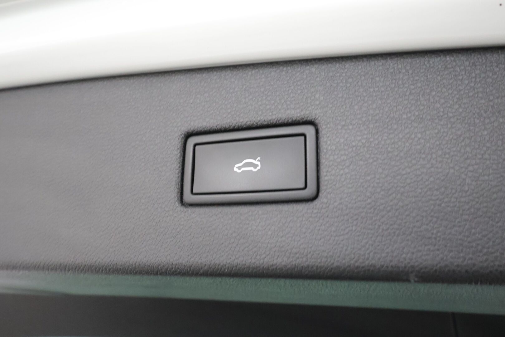 Volkswagen Tiguan 2021 Style 1,5 TSI 110 kW DSG - | Webasto | ACC | Matrix-LED | Muistipenkki | P.Kamera | Kaistavahti | Keyless | 1-om Suomi-auto | Kahdet renkaat | 