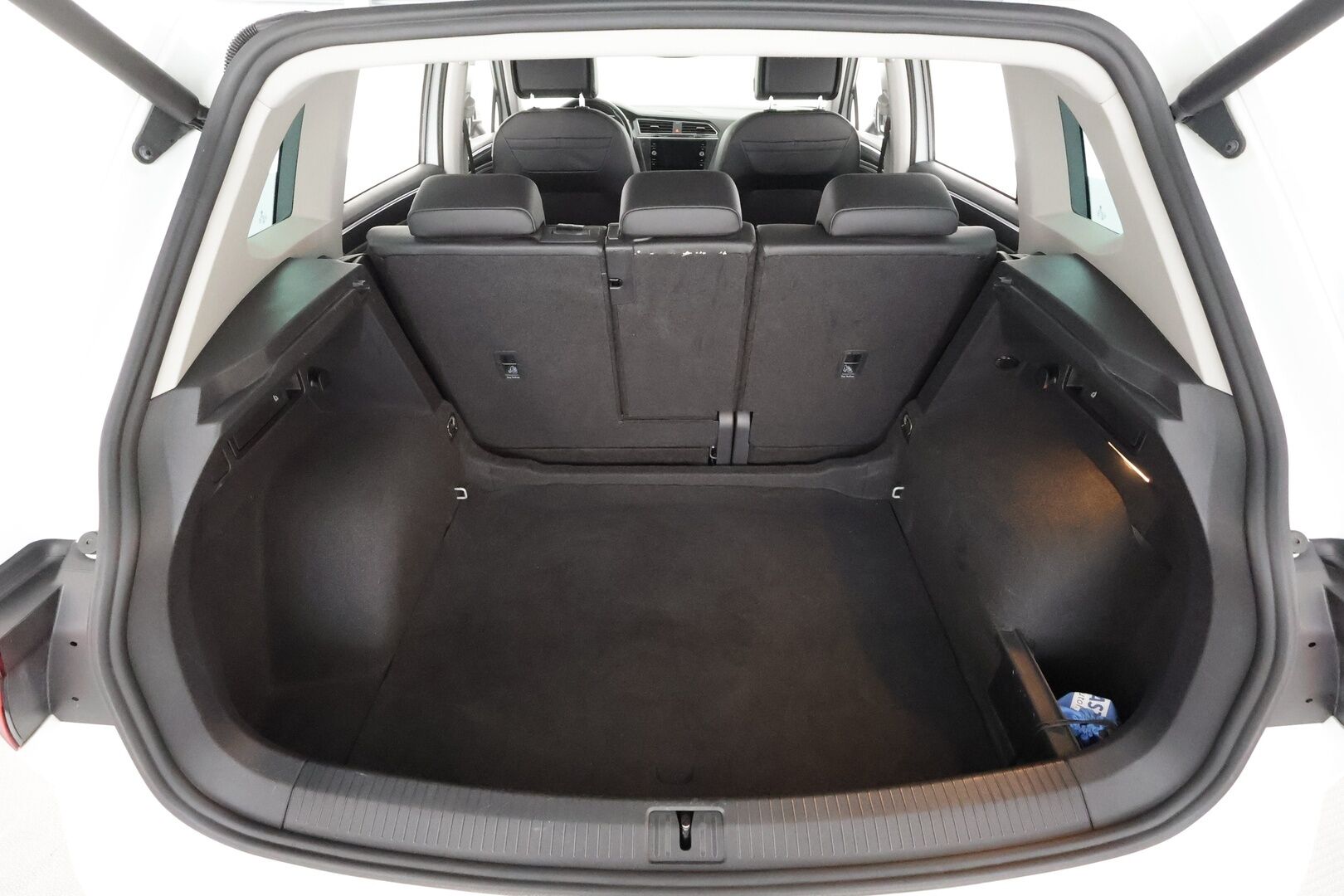 Volkswagen Tiguan 2021 Style 1,5 TSI 110 kW DSG - | Webasto | ACC | Matrix-LED | Muistipenkki | P.Kamera | Kaistavahti | Keyless | 1-om Suomi-auto | Kahdet renkaat | 