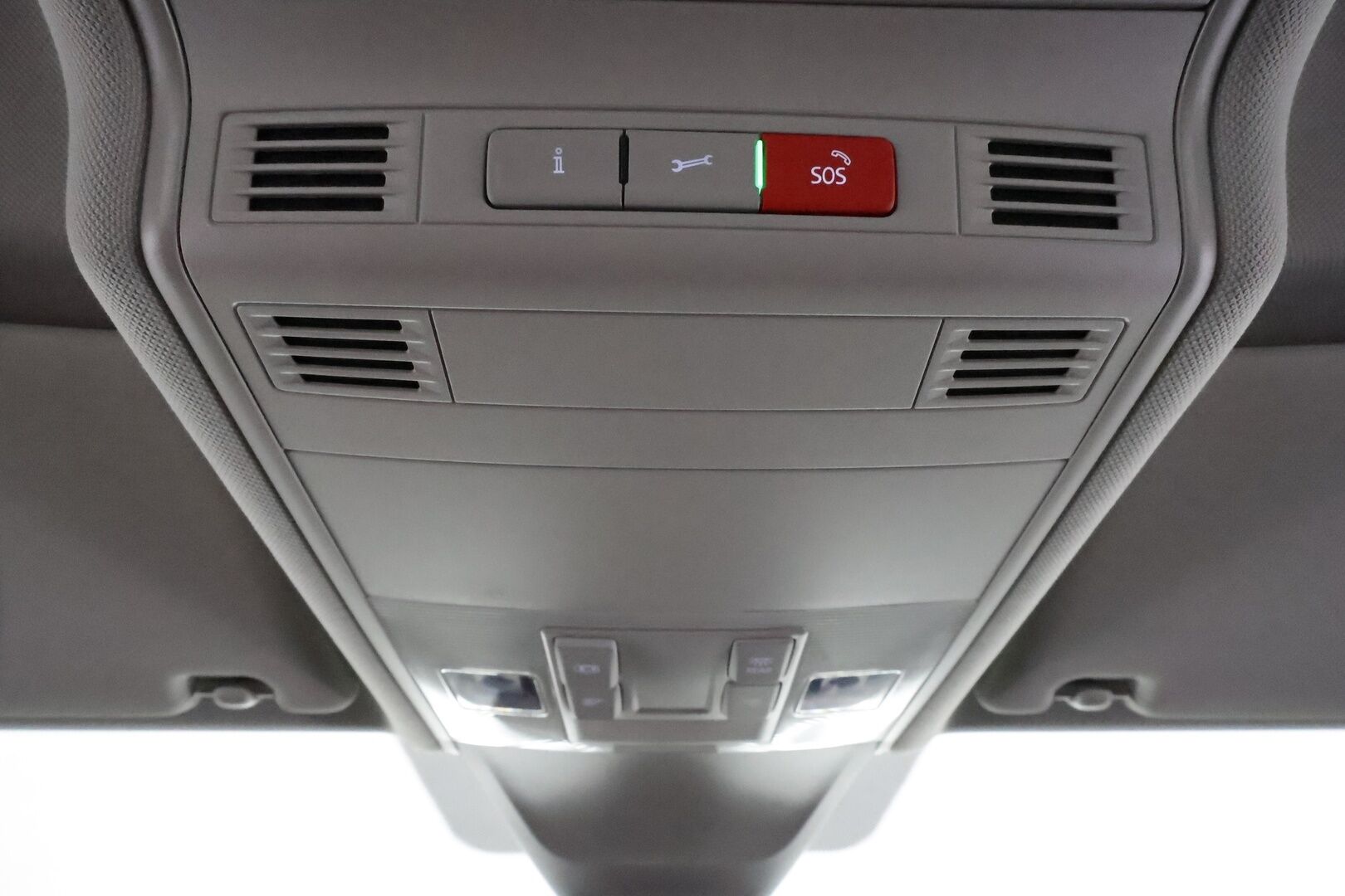 Volkswagen Tiguan 2021 Style 1,5 TSI 110 kW DSG **Webasto / Adapt.Vakkari / Matrix-LED / P.kamera / Kaistavahti / Digimittaristo / Keyless** - Huippuvarusteet / Suomi-auto / Kahdet Renkaat