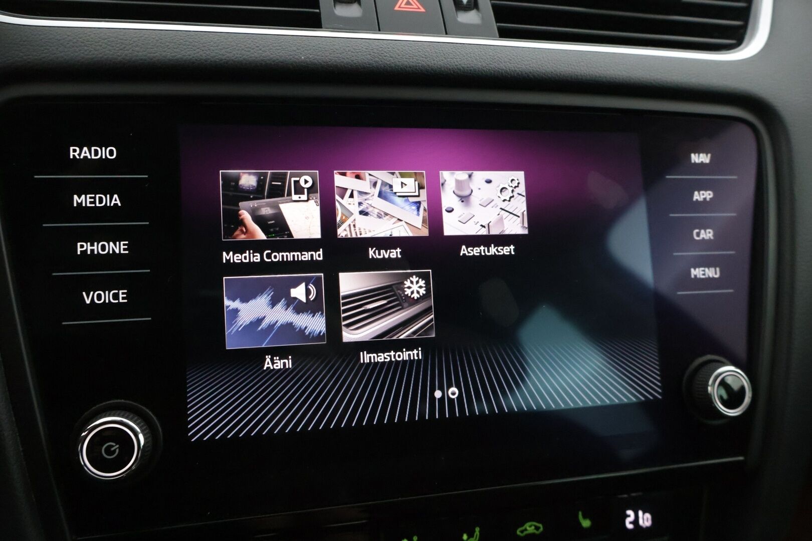 Skoda Octavia 2020 OCTAVIA Farmari * Koukku / Webasto / Peruutuskamera* - Upea sininen / Kahdet renkaat