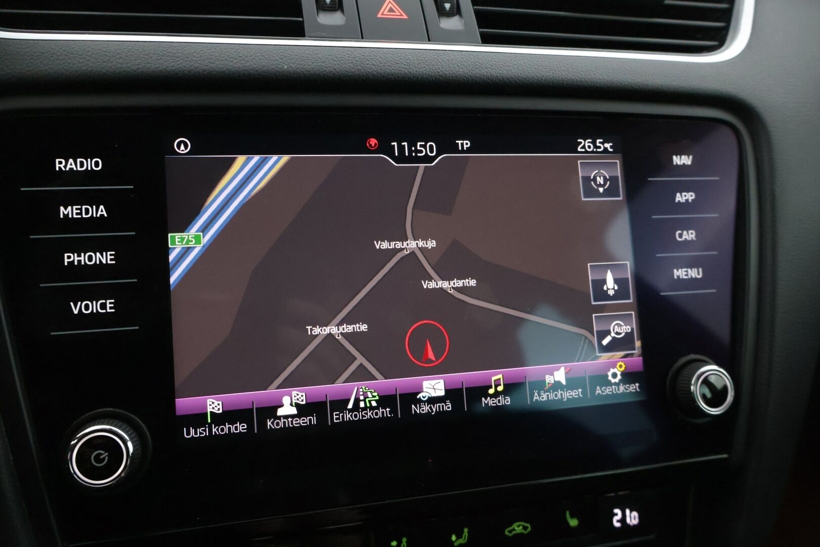 Skoda Octavia 2020 OCTAVIA Farmari * Koukku / Webasto / Peruutuskamera* - Upea sininen / Kahdet renkaat