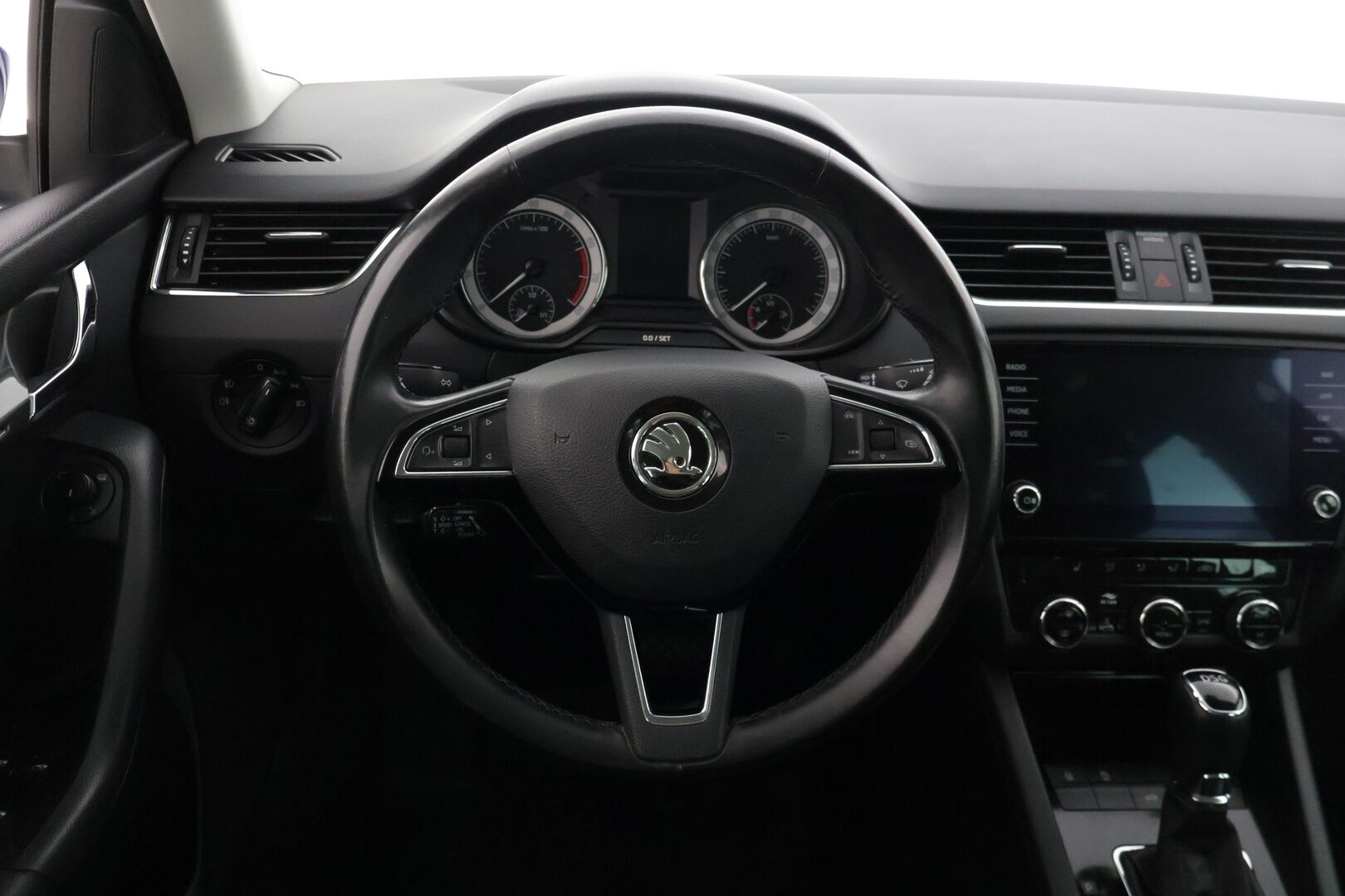 Skoda Octavia 2020 OCTAVIA Farmari * Koukku / Webasto / Peruutuskamera* - Upea sininen / Kahdet renkaat