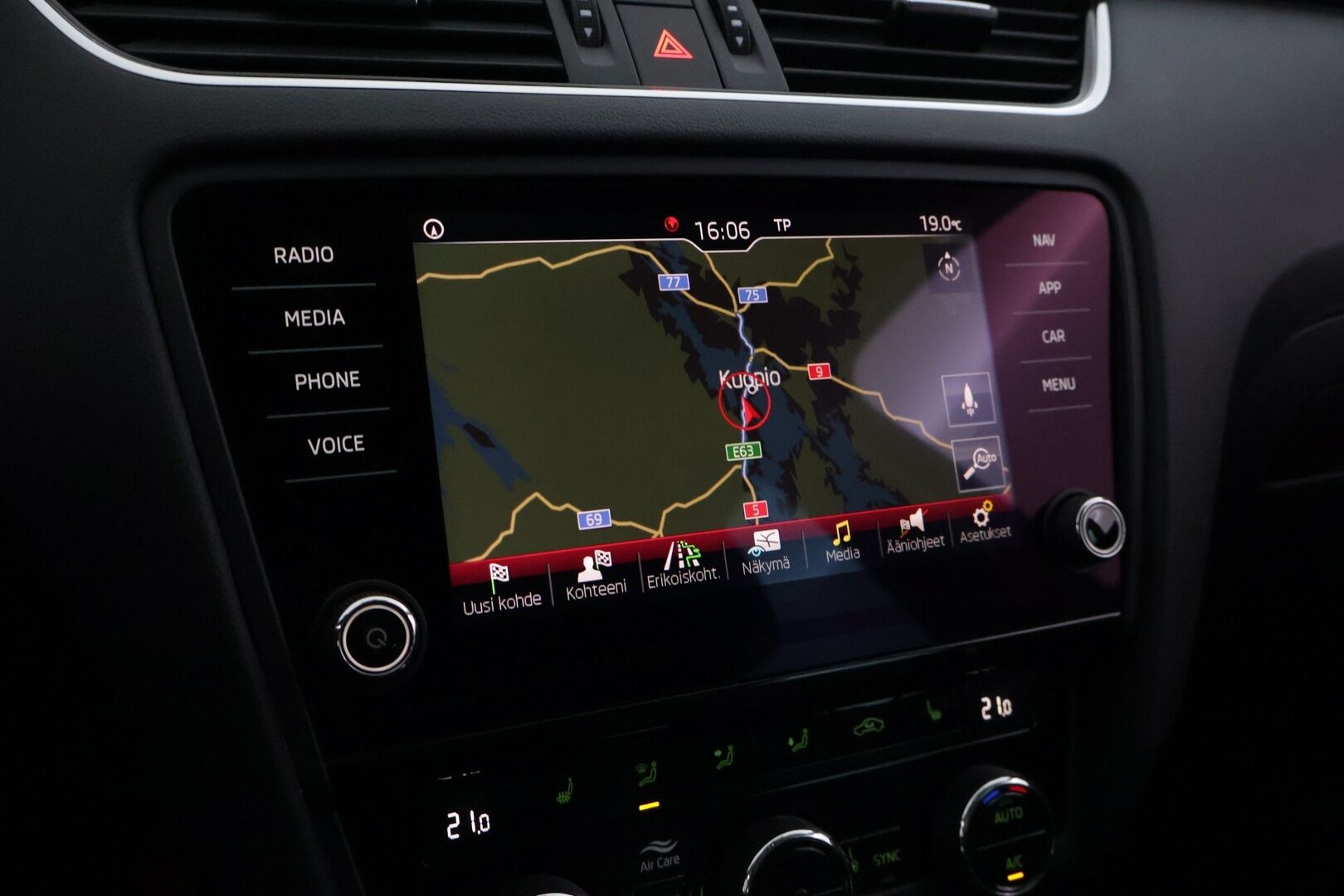 Skoda Octavia 2019 Combi 1,5 TSI G-TEC Style BusinessLine DSG Autom. - | Adapt. vak | Nahkapenkit | P.kamera | Ratinlämmitin |  Front assist | Navi | Carplay |