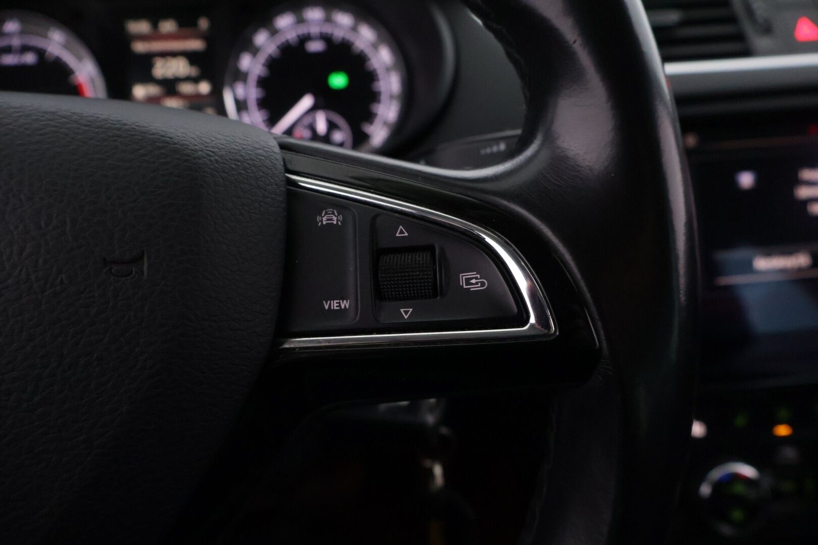 Skoda Octavia 2019 Combi 1,5 TSI G-TEC Style BusinessLine DSG Autom. - | Adapt. vak | Nahkapenkit | P.kamera | Ratinlämmitin |  Front assist | Navi | Carplay |