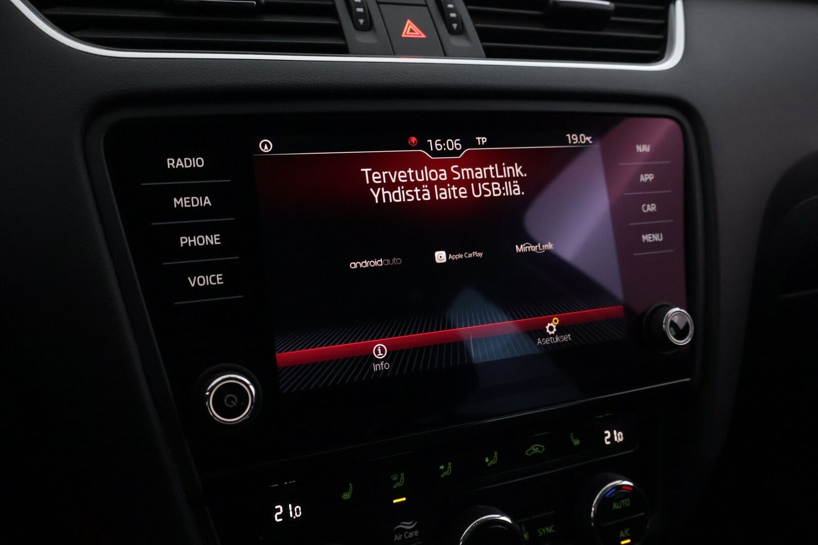Skoda Octavia 2019 Combi 1,5 TSI G-TEC Style BusinessLine DSG Autom. - | Adapt. vak | Nahkapenkit | P.kamera | Ratinlämmitin |  Front assist | Navi | Carplay |