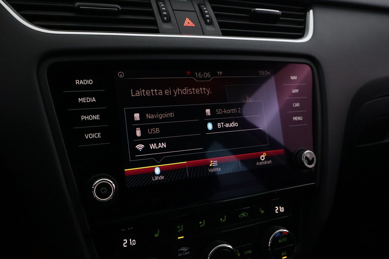 Skoda Octavia 2019 Combi 1,5 TSI G-TEC Style BusinessLine DSG Autom. - | Adapt. vak | Nahkapenkit | P.kamera | Ratinlämmitin |  Front assist | Navi | Carplay |