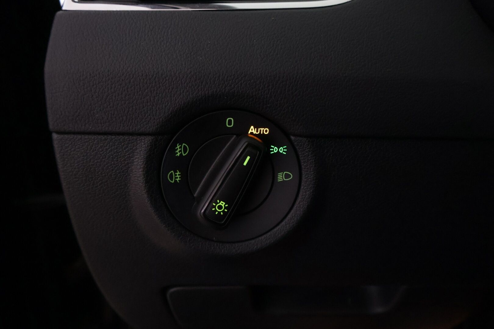 Skoda Octavia 2019 Combi 1,5 TSI G-TEC Style BusinessLine DSG Autom. - | Adapt. vak | Nahkapenkit | P.kamera | Ratinlämmitin |  Front assist | Navi | Carplay |