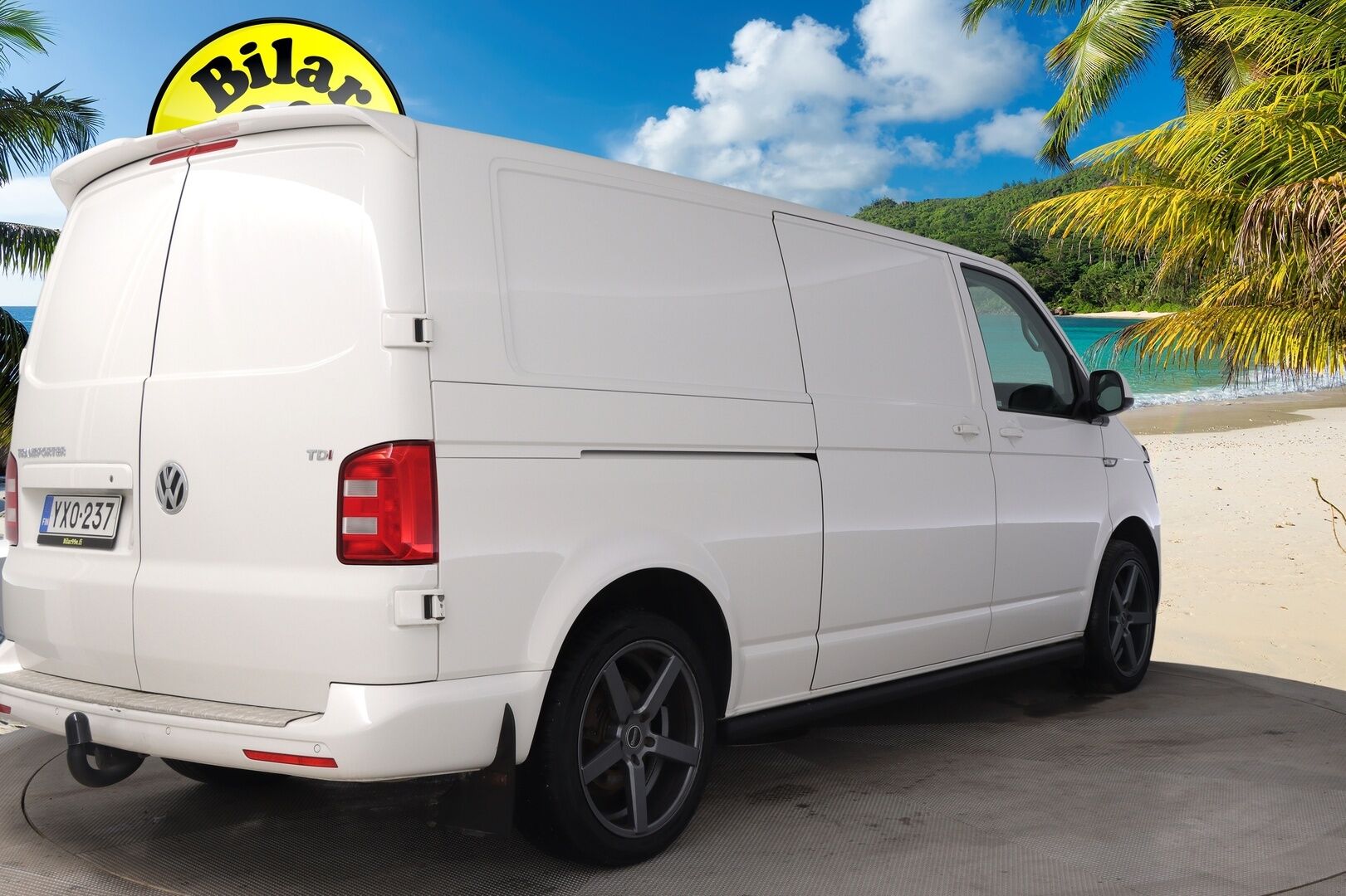 Volkswagen Transporter 2018 Pitkä 2,0 TDI 110 kW 4Motion*Adapt. Vakkari / Webasto / Läpijuostava / Vetokoukku* - *Jakohihna vaihdettu / 2x renkaat&alumiinivanteet*