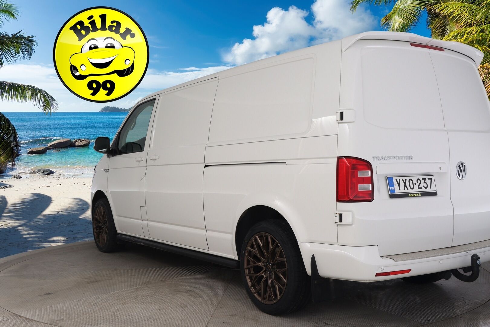 Volkswagen Transporter 2018 Pitkä 2,0 TDI 110 kW 4Motion*Adapt. Vakkari / Webasto / Läpijuostava / Vetokoukku* - *Jakohihna vaihdettu / 2x renkaat&alumiinivanteet*