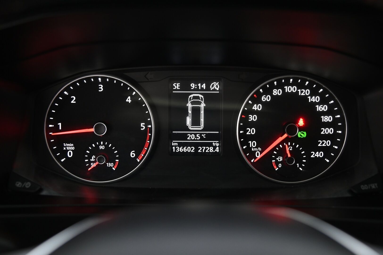 Volkswagen Transporter 2018 Pitkä 2,0 TDI 110 kW 4Motion*Adapt. Vakkari / Webasto / Läpijuostava / Vetokoukku* - *Jakohihna vaihdettu / 2x renkaat&alumiinivanteet*