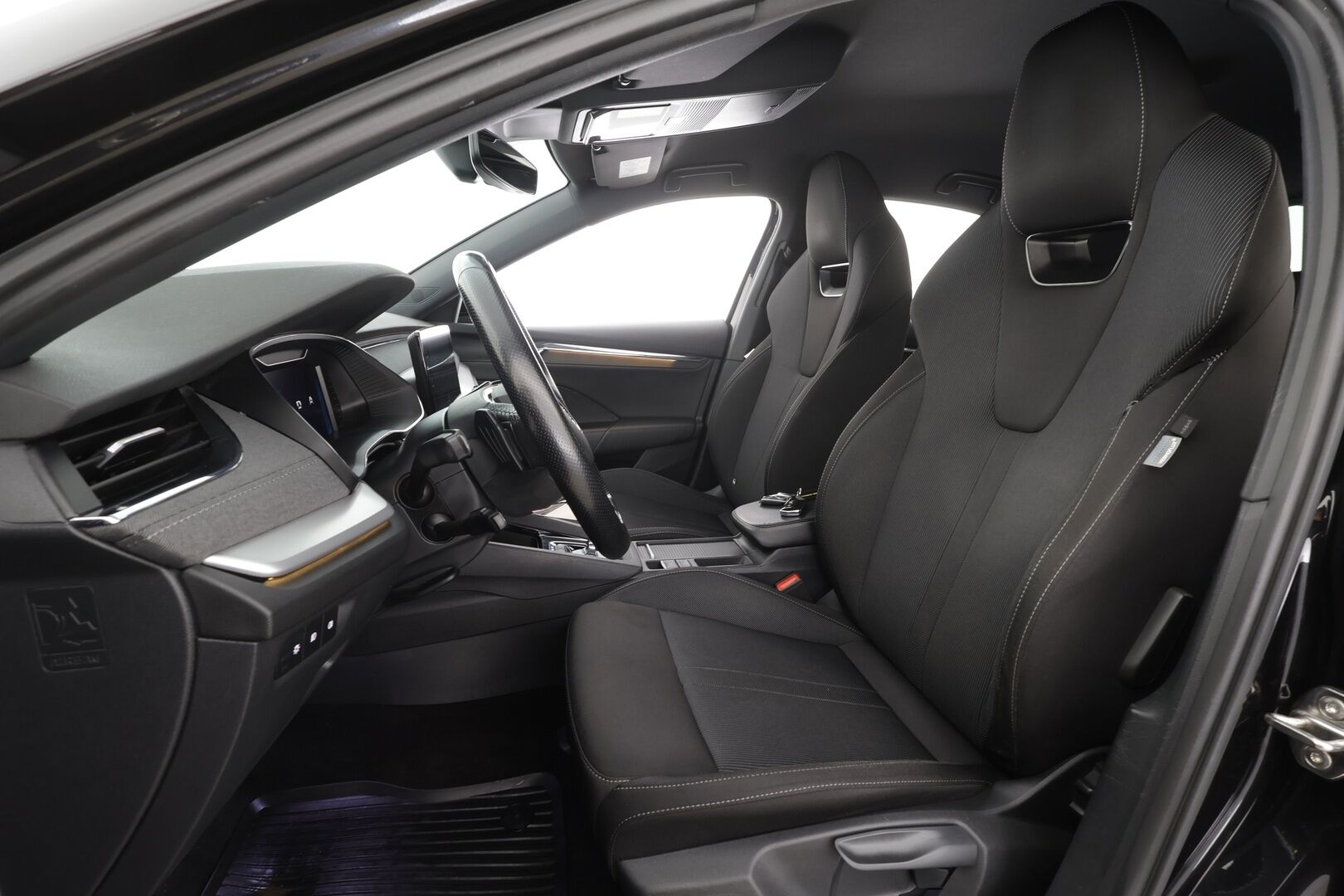 Skoda Octavia 2021 2,0 TDI 200 4x4 Style DSG * ACC / Matrix-LED / Webasto / Koukku / P.kamera / Keyless / Apple & Android * - Suomi-auto / Kahdet Renkaat