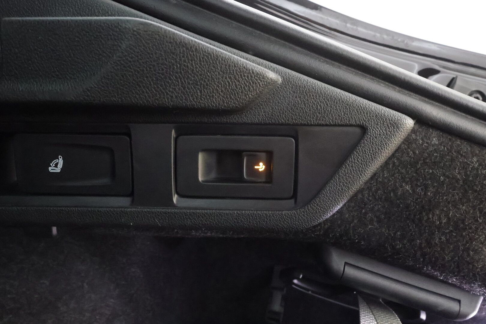 Skoda Octavia 2021 2,0 TDI 200 4x4 Style DSG * ACC / Matrix-LED / Webasto / Koukku / P.kamera / Keyless / Apple & Android * - Suomi-auto / Kahdet Renkaat