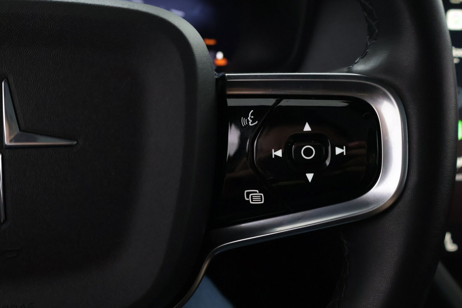 Polestar 2 2021 Launch Edition, 300kW, 78kWh - Pilot&Plus | ACC | Koukku | Pixel-LED | 2x Polestar alut | 360° | Harman/Kardon | Muistipenkki | Lasikatto | Sporttipenkit | Keyless | Merkkihuollot