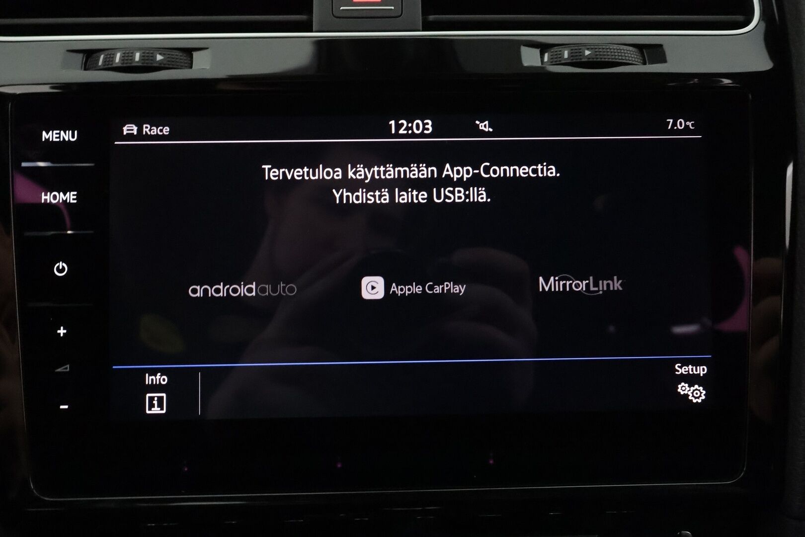 Volkswagen Golf 2017 Variant R 2,0 TSI 228 kW 4MOTION DSG * ACC / Adapt.LED / P.Kamera / Sisätilanlämmitin / Dynaudio / Katveavustin * - Kaistavahti / Navi / Digimittaristo / Kahdet renkaat aluvanteilla - HULLUT AVAJAISHULINAT KORKOTARJOUS 3,29 %