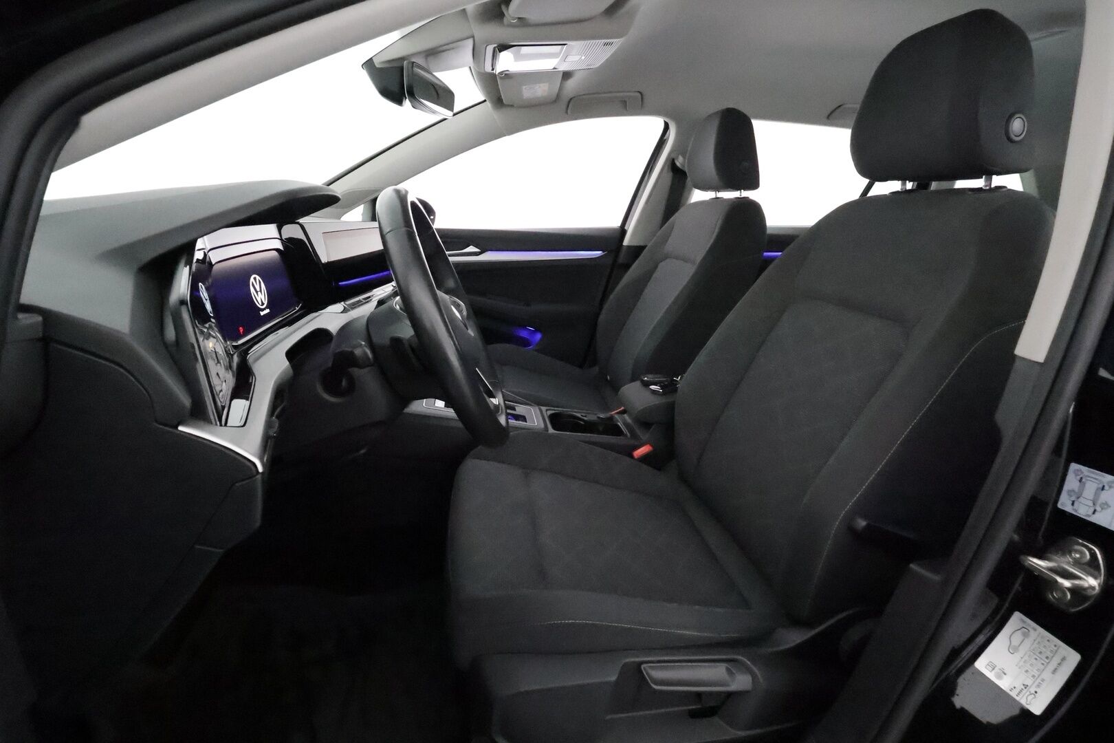 Volkswagen Golf 2021 Variant Comfort 1,0 eTSI (MHEV) 81 kW DSG **ACC / P.tutkat / Digimittaristo / Webasto / Navi / LED** - Suomi-auto / Kahdet renkaat aluvanteilla