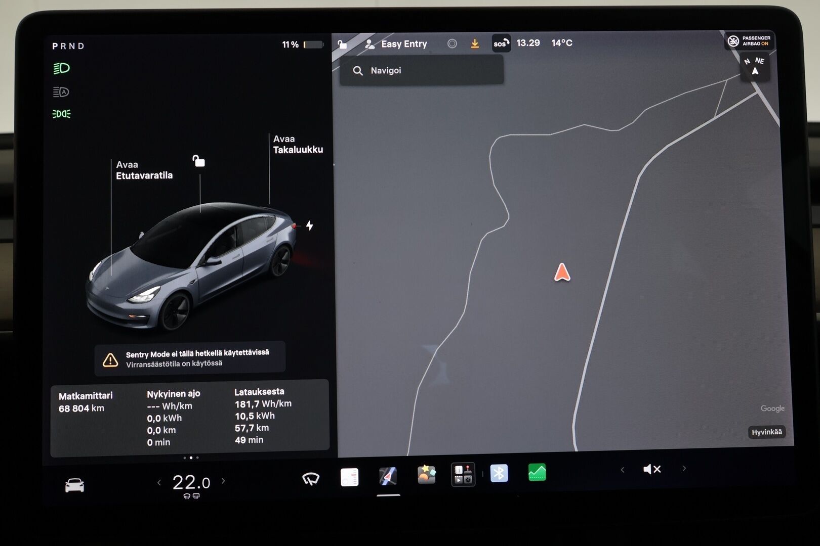 Tesla Model 3 2021 Standard Range Plus - | 1-om suomiauto | ACC | ILP | Matrix | Lasikatto | Sähkönahat | Muistipenkki | P.kamera ja tutkat | Autosteer | 2x renkaat aluin | ALV |