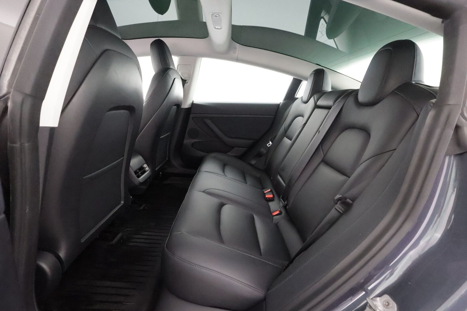 Tesla Model 3 2021 Standard Range Plus - | 1-om suomiauto | ACC | ILP | Matrix | Lasikatto | Sähkönahat | Muistipenkki | P.kamera ja tutkat | Autosteer | 2x renkaat aluin | ALV |