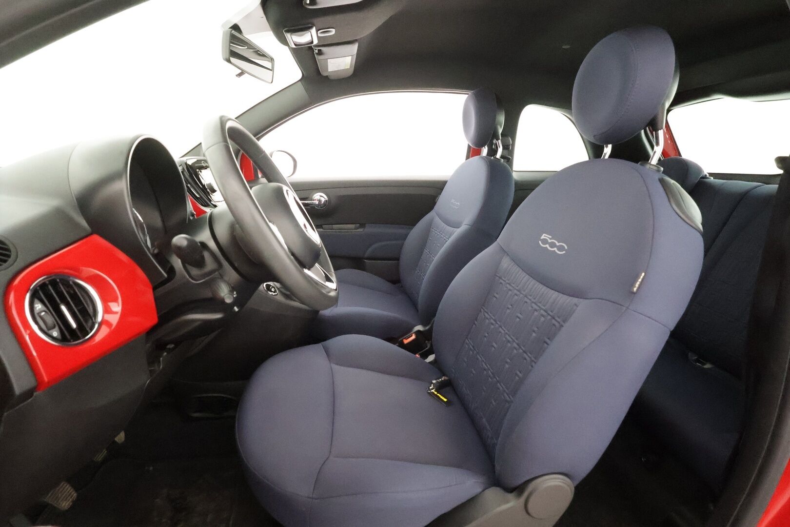 Fiat 500 2021 1.0 70hv Hybrid MT Lounge * Vakkari / Bluetooth / Ilmastointi / Penkinlämmittimet / Facelift * - Suomi-auto - HULLUT AVAJAISHULINAT KORKOTARJOUS 3,29 %