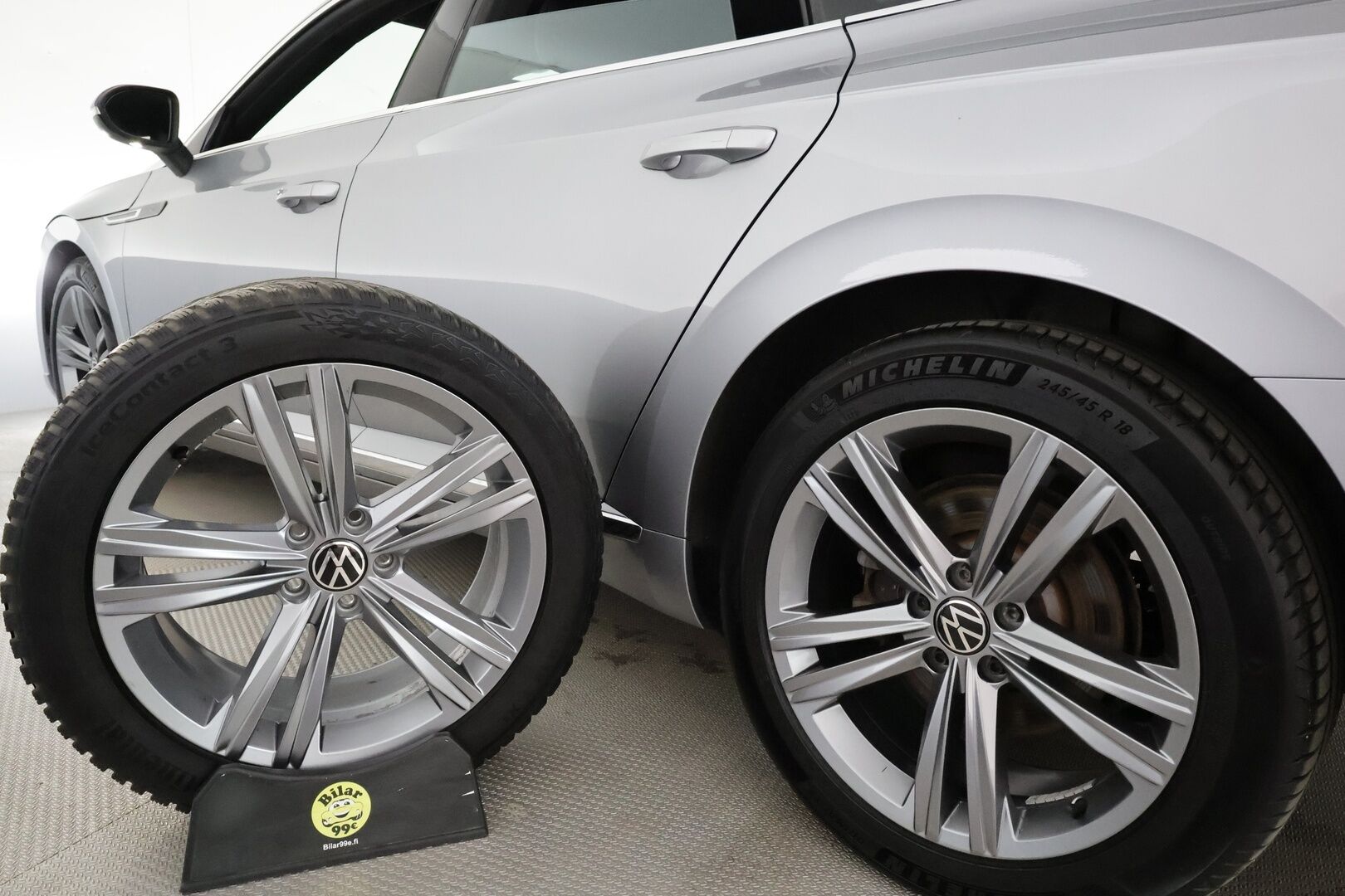 Volkswagen Arteon 2021 Shooting Brake R-Line 2,0 TDI SCR 110 kW DSG **Webasto / ACC / Adapt.LED / P.Tutkat / Nahka-Alcantara / Kaistavahti** - Suomi-auto / Kahdet Renkaat - Osta nyt, maksa vasta ensi vuonna