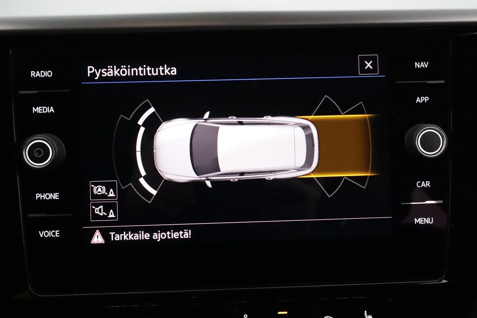 Volkswagen Arteon 2021 Shooting Brake R-Line 2,0 TDI SCR 110 kW / 1.Om Suomi-auto / Webasto / ACC / Digimittari / Led-valot