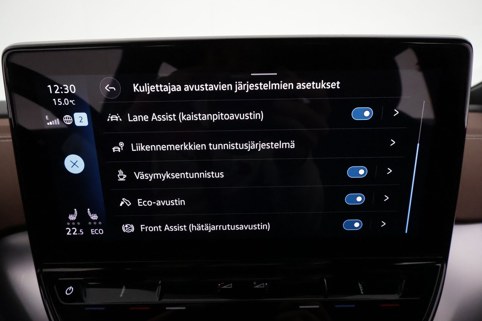 Volkswagen ID.4 2021 Pro Performance 150 kW, akku 77 kWh **Adapt.vakkari / P.tutkat / Apple&Android / TULOSSA