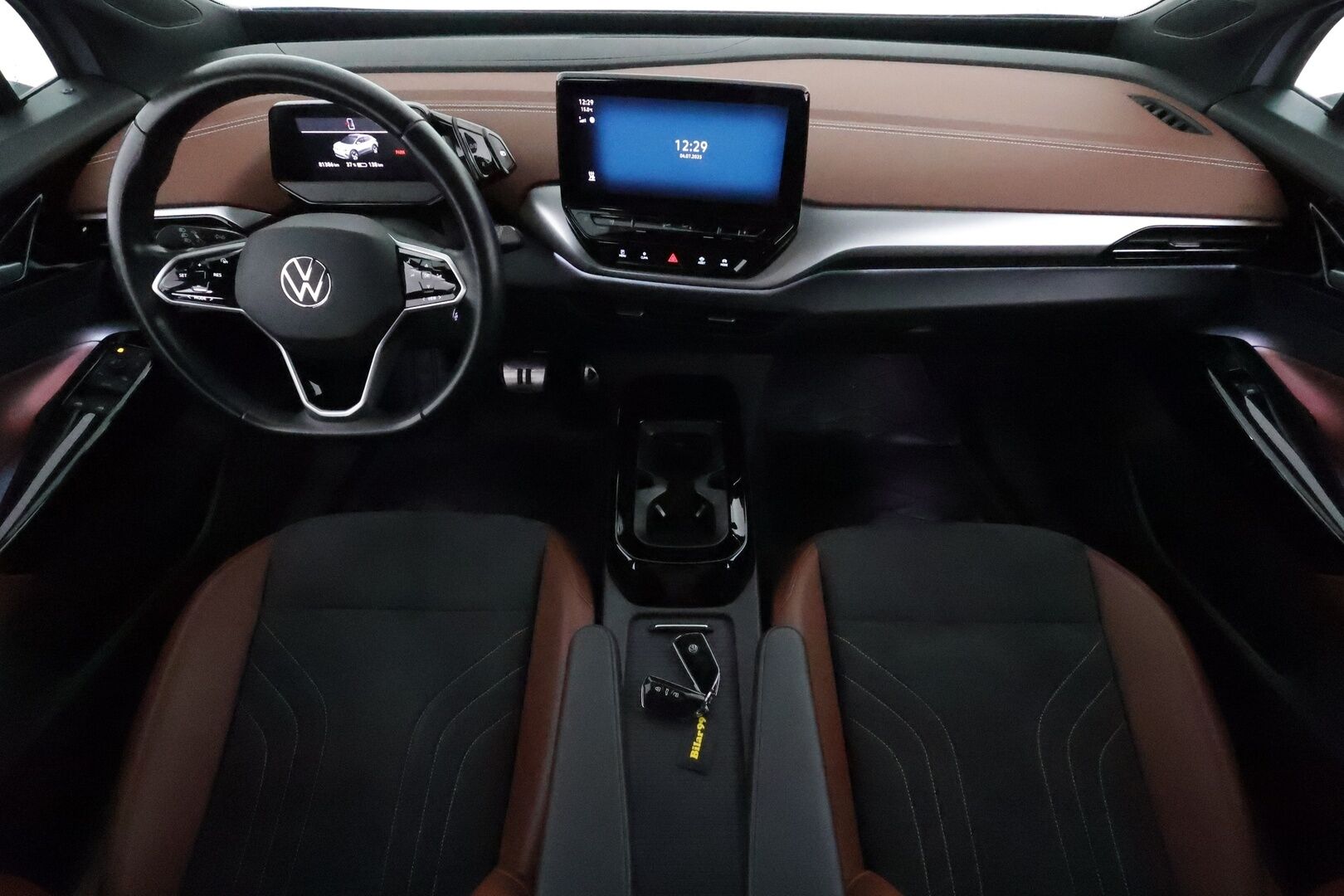 Volkswagen ID.4 2021 Pro Performance 150 kW, akku 77 kWh **Adapt.vakkari / P.tutkat / Apple&Android / TULOSSA