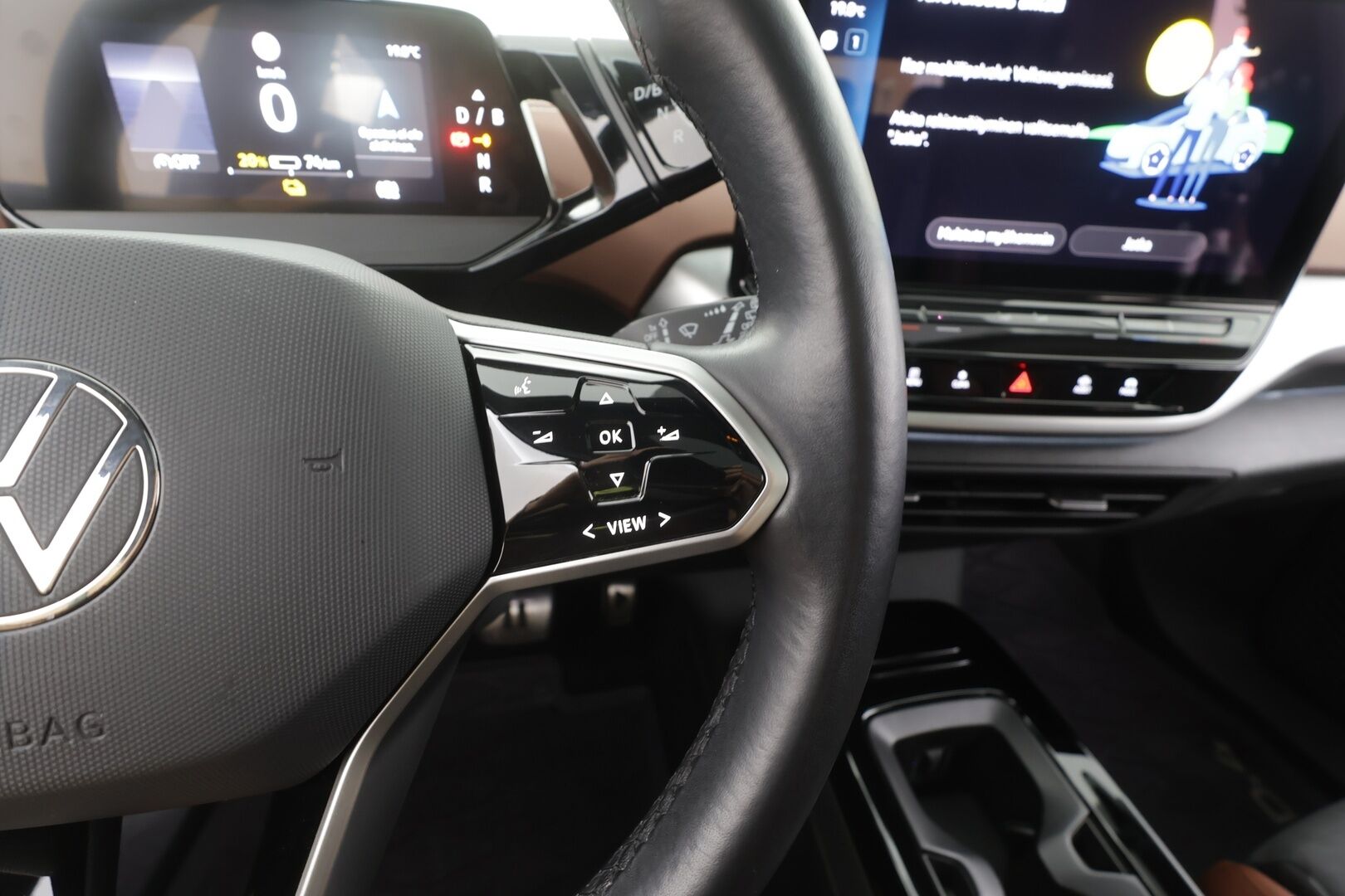 Volkswagen ID.4 2021 Pro Performance Tech 150 kW, akku 77 kWh - | ACC | ILP | HUD | IQ-Light | Lasikatto | 360-Kamera | Hierovat Muistipenkit | Puolinahat | Keyless | Apple&Android | 1.Om suomi-auto | Kahdet Renkaat |