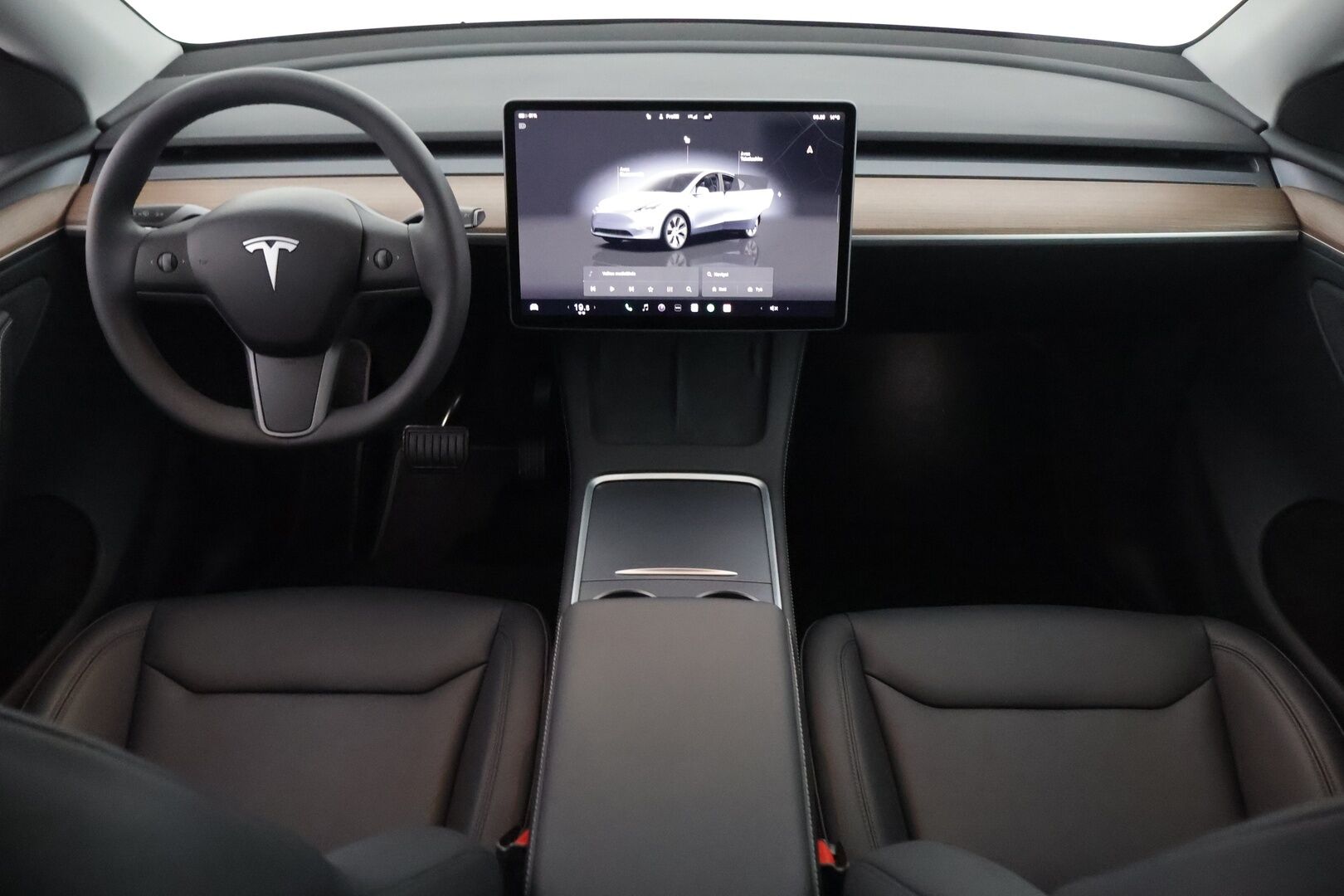 Tesla Model Y 2024 Long Range - Suomi-auto / Koukku / Lämpöpumppu / Autopilot / Premium Audio / P-kamera / Matrix LED / Musta nahkasisusta / 2x renkaat / Juuri tullut!
