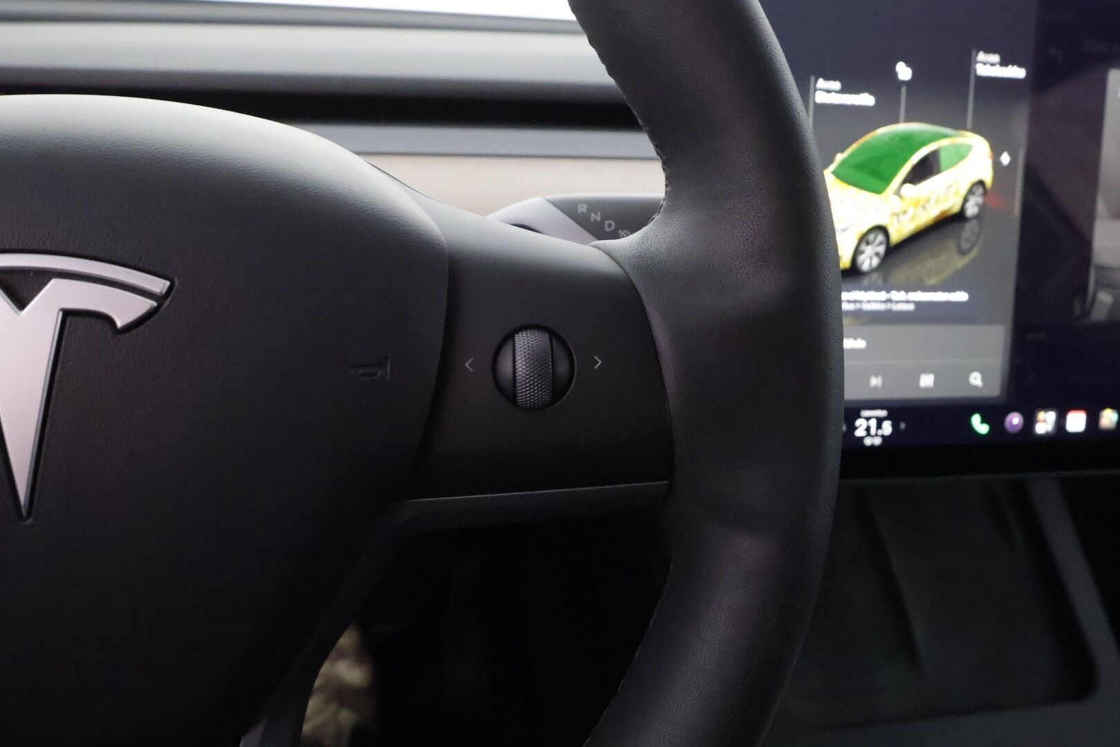 Tesla Model Y 2024 Long Range - | Koukku | ILP | ACC | Lasikatto | Matrix-LED | P.Kamera | Muistipenkki | Premium Audio | Navi | Kaistavahti | Keyless | 2x Latauskaapelit | Kahdet renkaat | 1-om Suomi-auto |