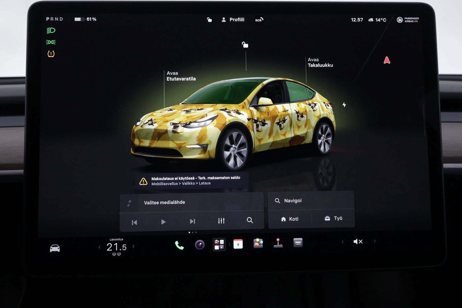 Tesla Model Y 2024 Long Range - | Koukku | ILP | ACC | Lasikatto | Matrix-LED | P.Kamera | Muistipenkki | Premium Audio | Navi | Kaistavahti | Keyless | 2x Latauskaapelit | Kahdet renkaat | 1-om Suomi-auto |