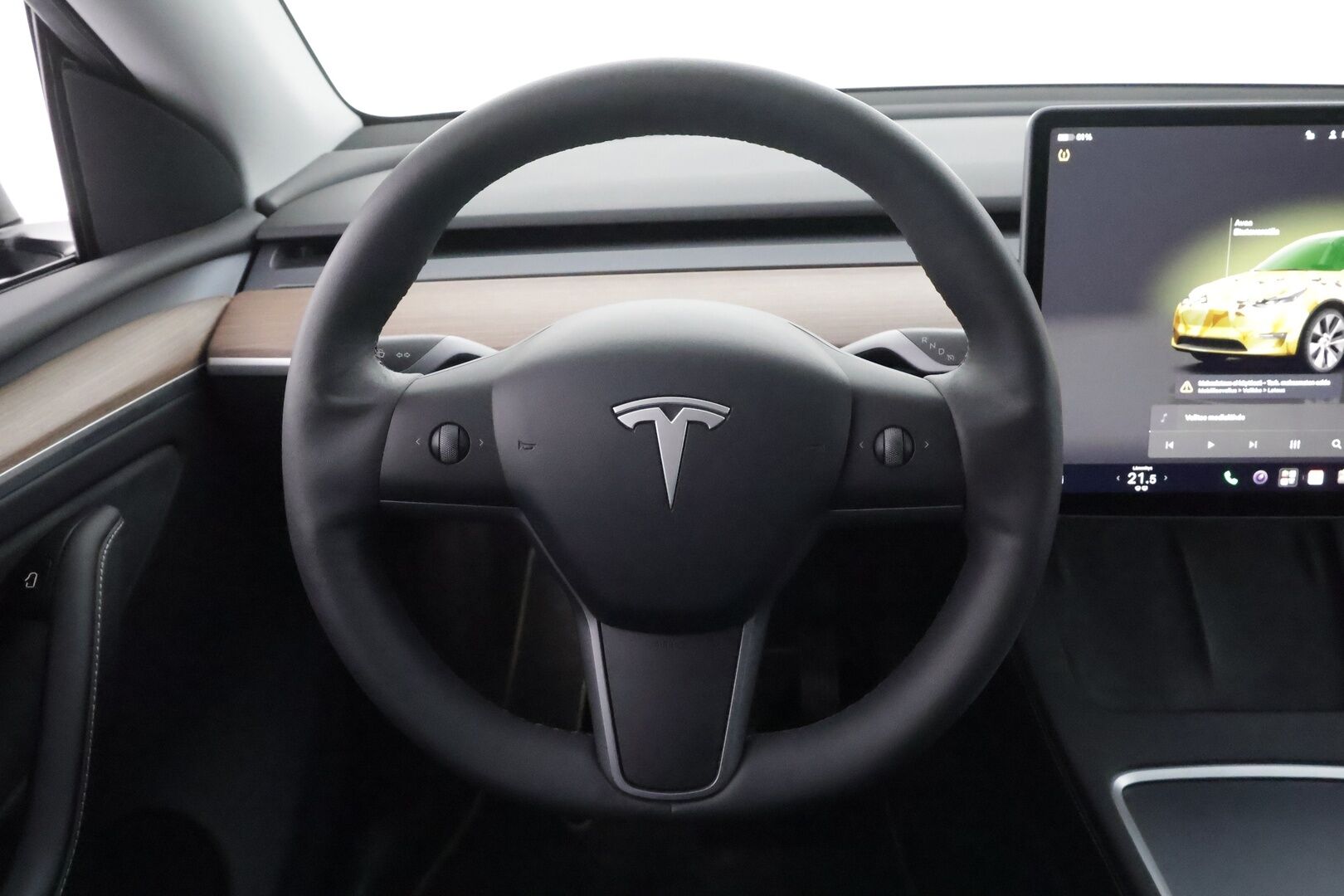 Tesla Model Y 2024 Long Range - | Koukku | ILP | ACC | Lasikatto | Matrix-LED | P.Kamera | Muistipenkki | Premium Audio | Navi | Kaistavahti | Keyless | 2x Latauskaapelit | Kahdet renkaat | 1-om Suomi-auto |