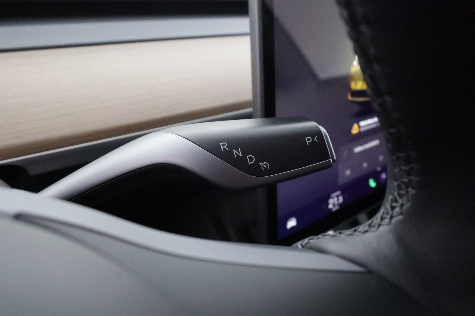 Tesla Model Y 2024 Long Range - | Koukku | ILP | ACC | Lasikatto | Matrix-LED | P.Kamera | Muistipenkki | Premium Audio | Navi | Kaistavahti | Keyless | 2x Latauskaapelit | Kahdet renkaat | 1-om Suomi-auto |