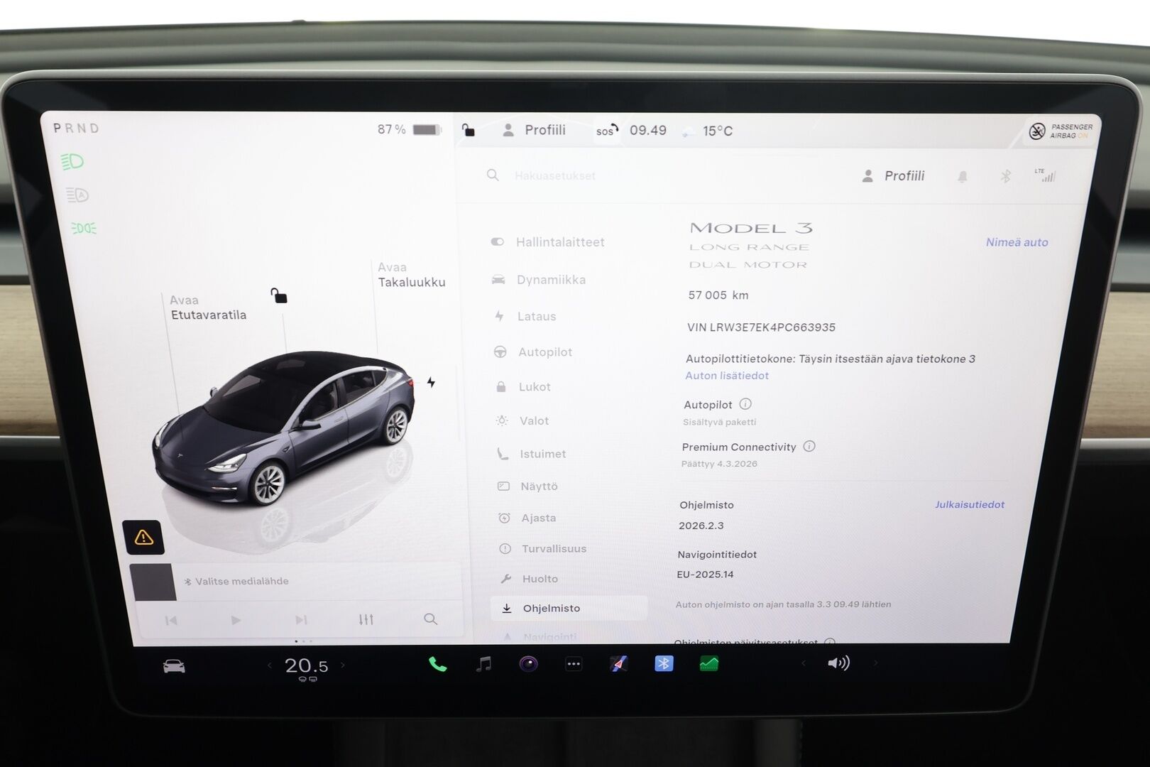 Tesla Model 3 2023 Long Range * ILP / ACC / Lasikatto / Matrix-LED / P.Kamera / Muistipenkki / Premium Audio / Navi / Keyless * - 2x Latauskaapelit