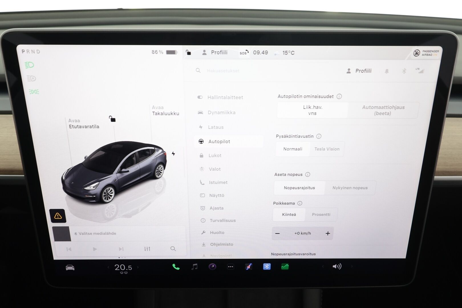 Tesla Model 3 2023 Long Range * ILP / ACC / Lasikatto / Matrix-LED / P.Kamera / Muistipenkki / Premium Audio / Navi / Keyless * - 2x Latauskaapelit