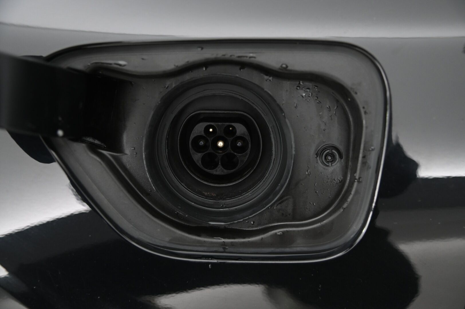Volvo V60 2020 T8 TwE AWD Momentum aut. - | ACC | Webasto | Full-LED | Kaistavahti | Vetokoukku