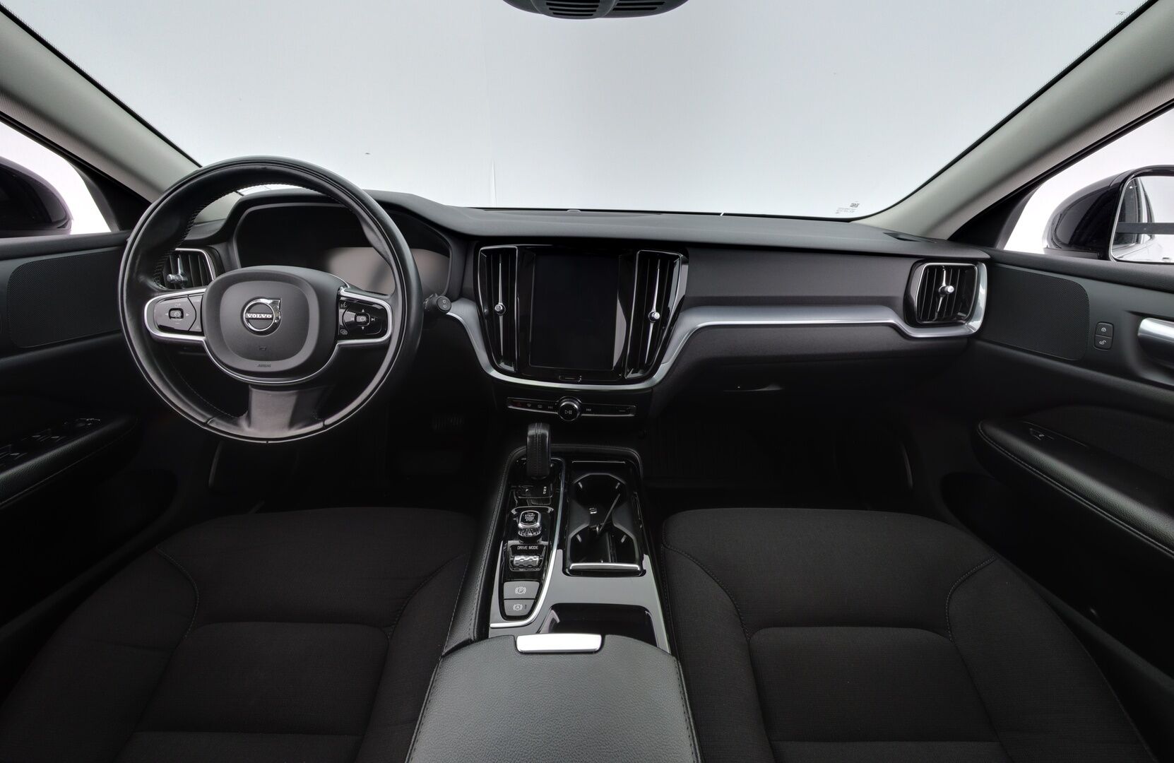 Volvo V60 2020 T8 TwE AWD Momentum aut. - | ACC | Webasto | Full-LED | Kaistavahti | Vetokoukku - KORKO VAIN 3,99 %