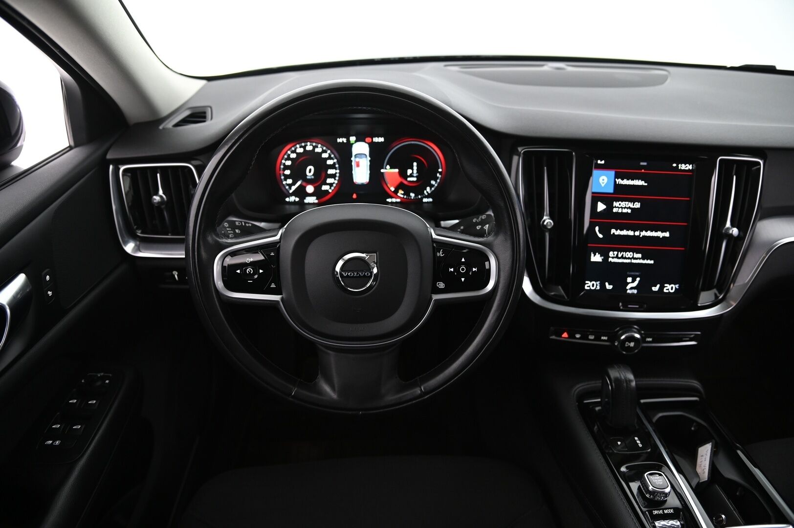 Volvo V60 2020 T8 TwE AWD Momentum aut. - | ACC | Webasto | Full-LED | Kaistavahti | Vetokoukku - KORKO VAIN 3,99 %