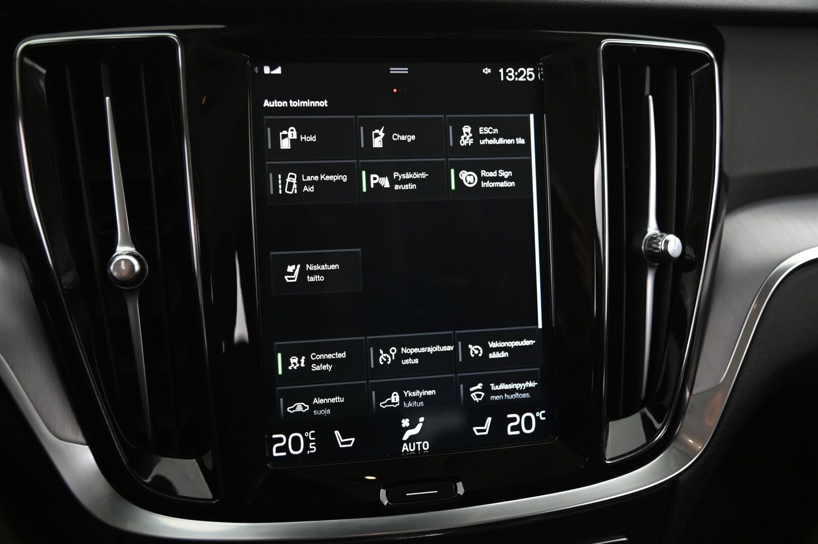 Volvo V60 2020 T8 TwE AWD Momentum aut. - | ACC | Webasto | Full-LED | Kaistavahti | Vetokoukku