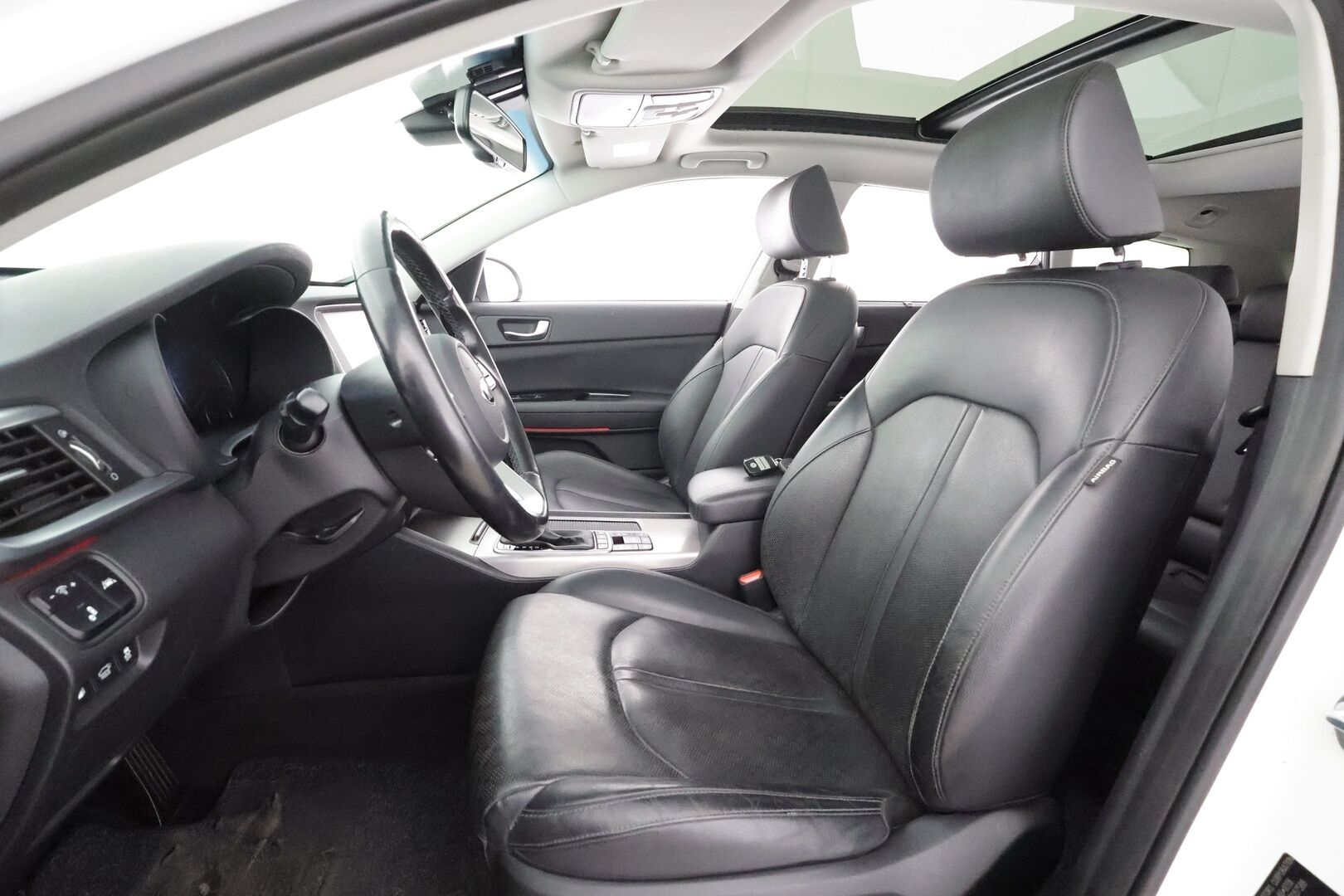 Kia Optima 2019 2,0 GDI PHEV Business Luxury SW A/T * SCC / Webasto / Koukku / 360-kamera / Harma/Kardon / Muistipenkki * - Merkkihuollettu / Koti & Kauppalaturi / Kahdet Renkaat - HULLUT AVAJAISHULINAT KORKOTARJOUS 3,29 %