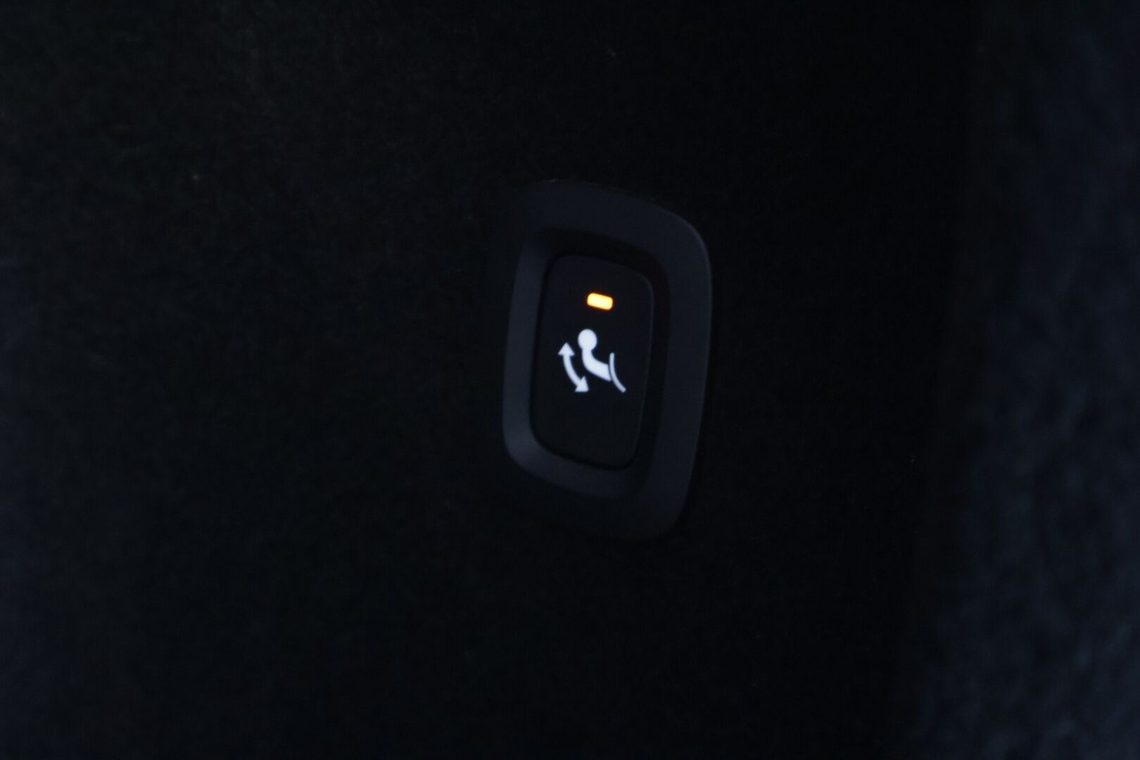 Volvo V60 2020 T6 TwE AWD Inscription aut *Adapt. vakkari / Webasto / Tehdaskoukku / Full LED /  BLIS / Navi / P.Kamera* - 2x renkaat vanteineen / Jakohihna juuri vaihdettu - Osta nyt, maksa vasta ensi vuonna