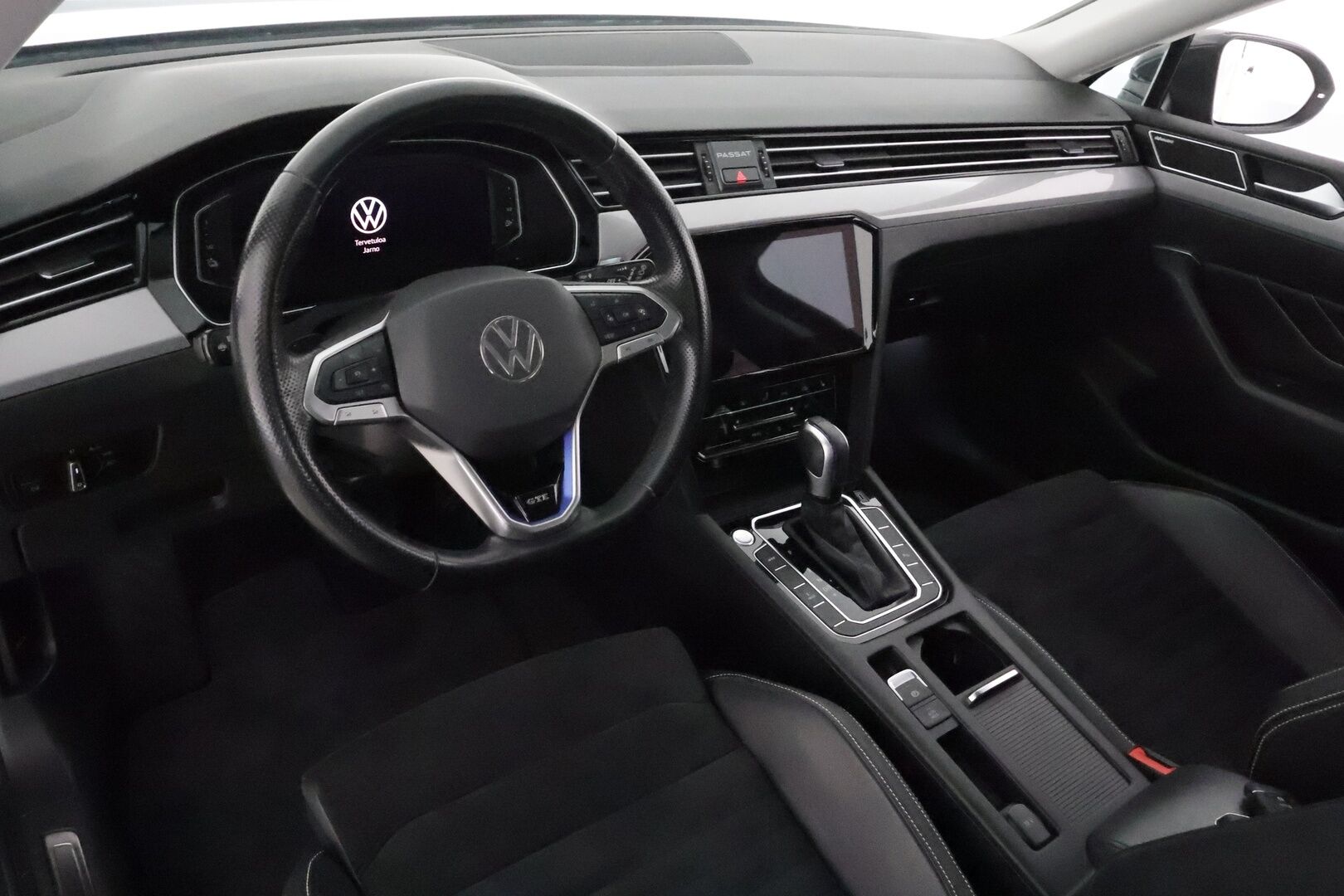 Volkswagen Passat 2021 Variant GTE Plug-In Hybrid 160 kW (218 hv) DSG *Webasto / ACC / LED / P.Kamera / Hierova Muistipenkki / Navi* - 2x Latauskaapelit / Kahdet Renkaat / Merkkihuollettu! - HULLU BLACKWEEK KORKOTARJOUS 2,49%