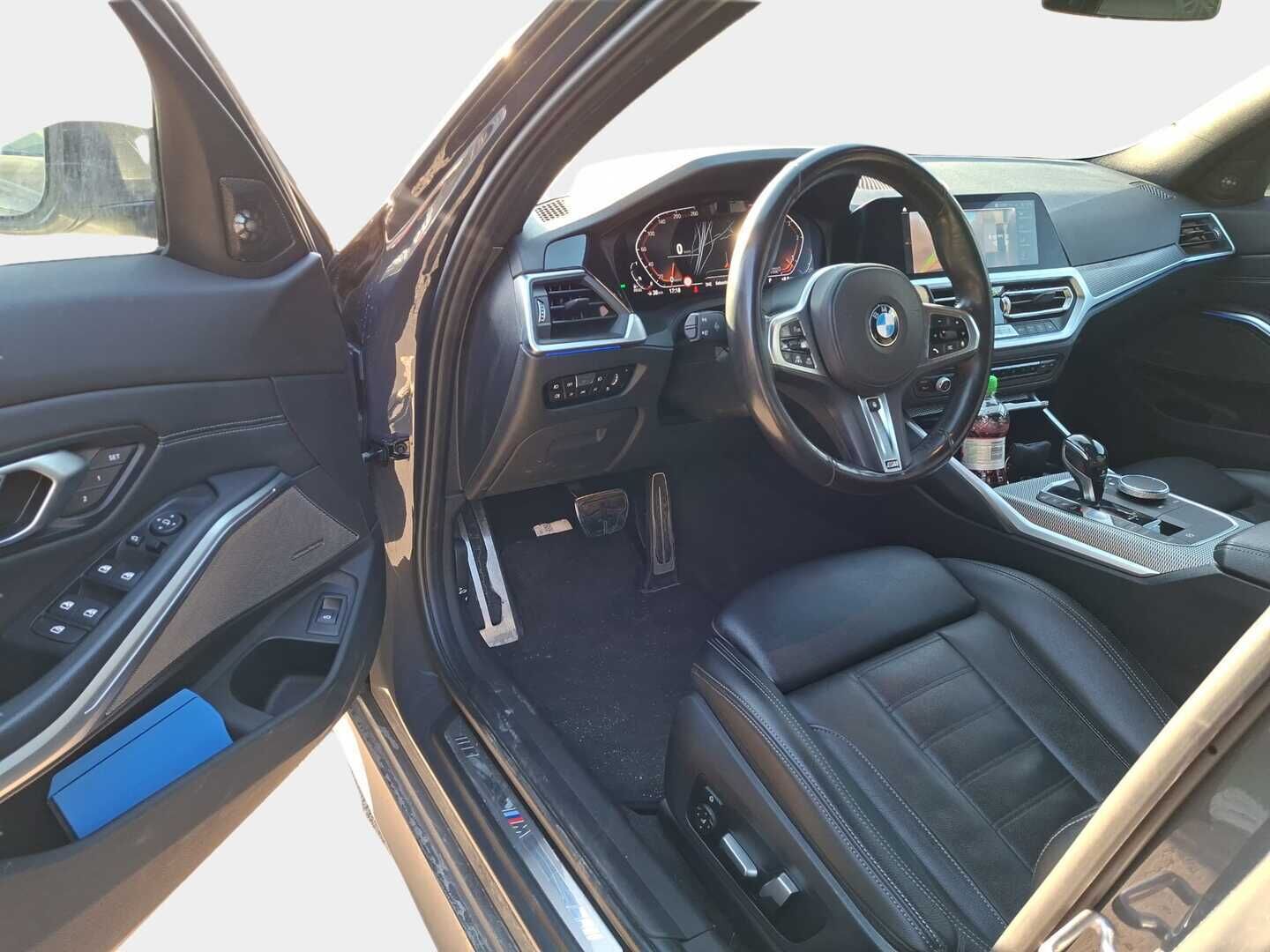 BMW 330 2020 G21 Touring 330d A xDrive M-Sport * Juuri tullut! / Laser / HUD / 360 / Webasto / Koukku / DAP / Gesture / Dravit grau * - Upeassa kunnossa oleva 3-sarjan farmari! / Ainoalla ja oikealla moottorilla / Webasto, Vetokoukku, 360 kamera, Laser ajovalot sekä kaikki ajoavustimet