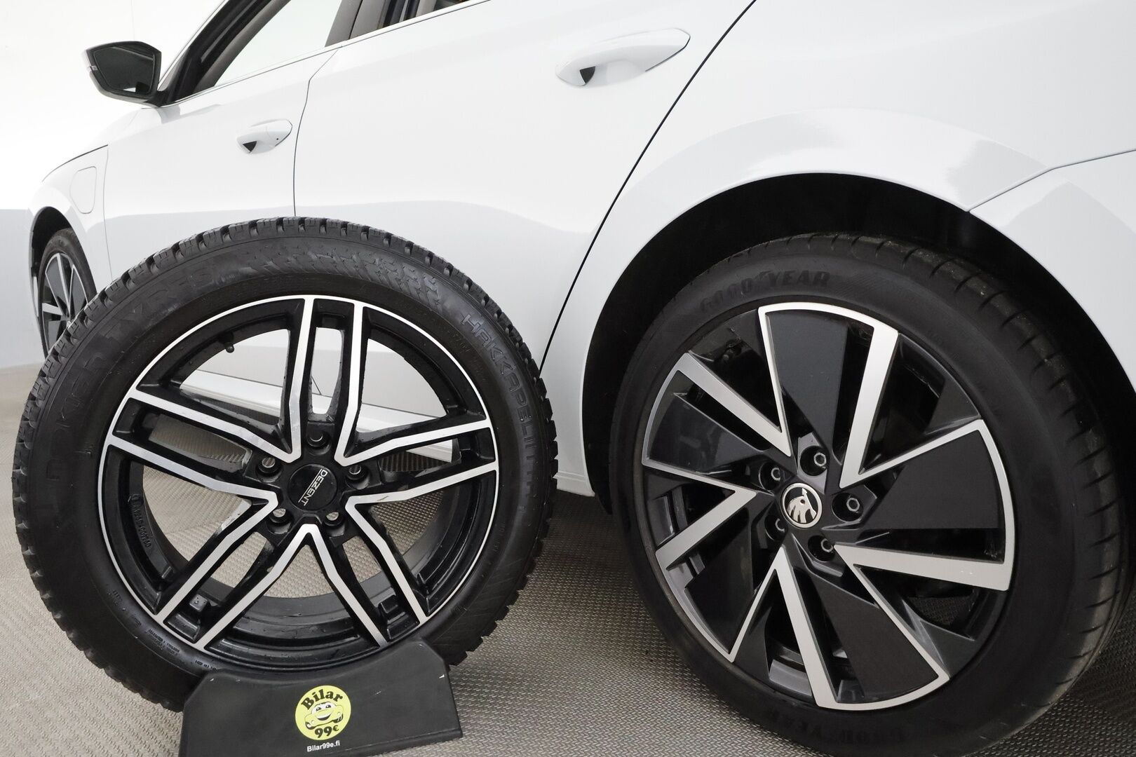 Skoda Octavia 2024 Combi 1.4 TSI PHEV Style iV DSG Autom. **Webasto / Koukku / Adapt.Vakkari / Matrix-LED / P.Kamera / Navi / Keyless** - 3,99 % KORKOTARJOUS TÄHÄN AUTOON - Suomi-auto / 2x Latauskaapelit / Kahdet Renkaat 