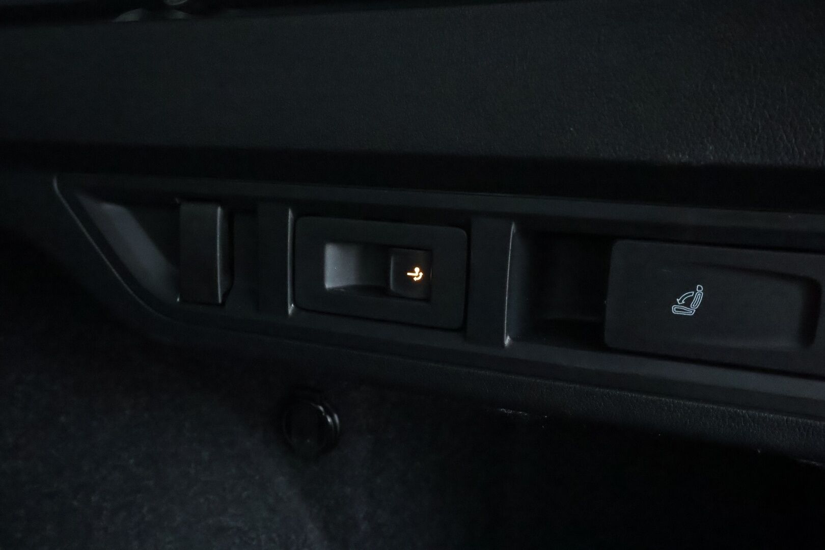 Skoda Octavia 2024 Combi 1.4 TSI PHEV Style iV DSG Autom. **Webasto / Koukku / Adapt.Vakkari / Matrix-LED / P.Kamera / Navi / Keyless** - 3,99 % KORKOTARJOUS TÄHÄN AUTOON - Suomi-auto / 2x Latauskaapelit / Kahdet Renkaat 