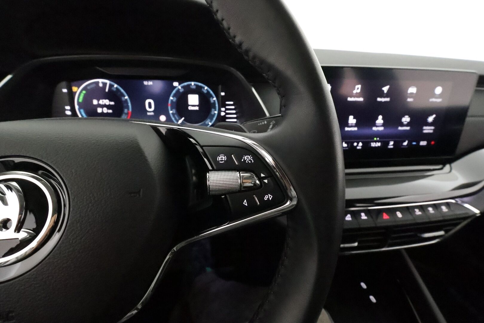 Skoda Octavia 2024 Combi 1.4 TSI PHEV Style iV DSG Autom. **Webasto / Koukku / Adapt.Vakkari / Matrix-LED / P.Kamera / Navi / Keyless** - 3,99 % KORKOTARJOUS TÄHÄN AUTOON - Suomi-auto / 2x Latauskaapelit / Kahdet Renkaat 