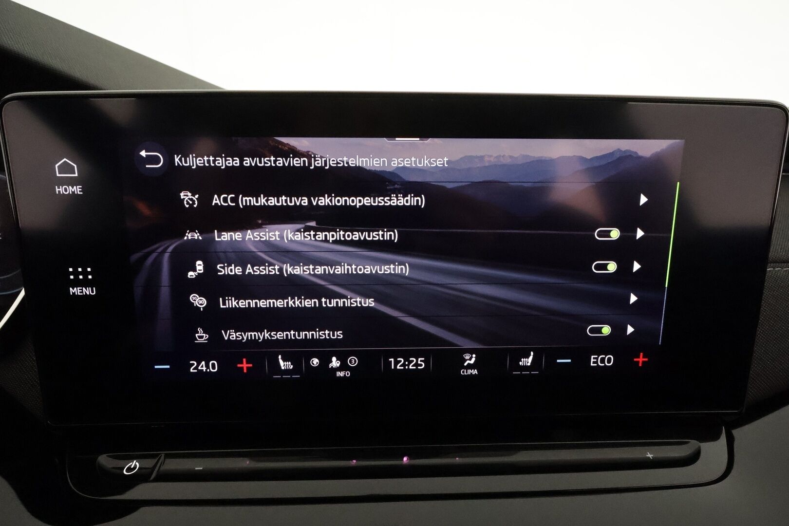 Skoda Octavia 2024 Combi 1.4 TSI PHEV Style iV DSG Autom. **Webasto / Koukku / Adapt.Vakkari / Matrix-LED / P.Kamera / Navi / Keyless** - 3,99 % KORKOTARJOUS TÄHÄN AUTOON - Suomi-auto / 2x Latauskaapelit / Kahdet Renkaat 