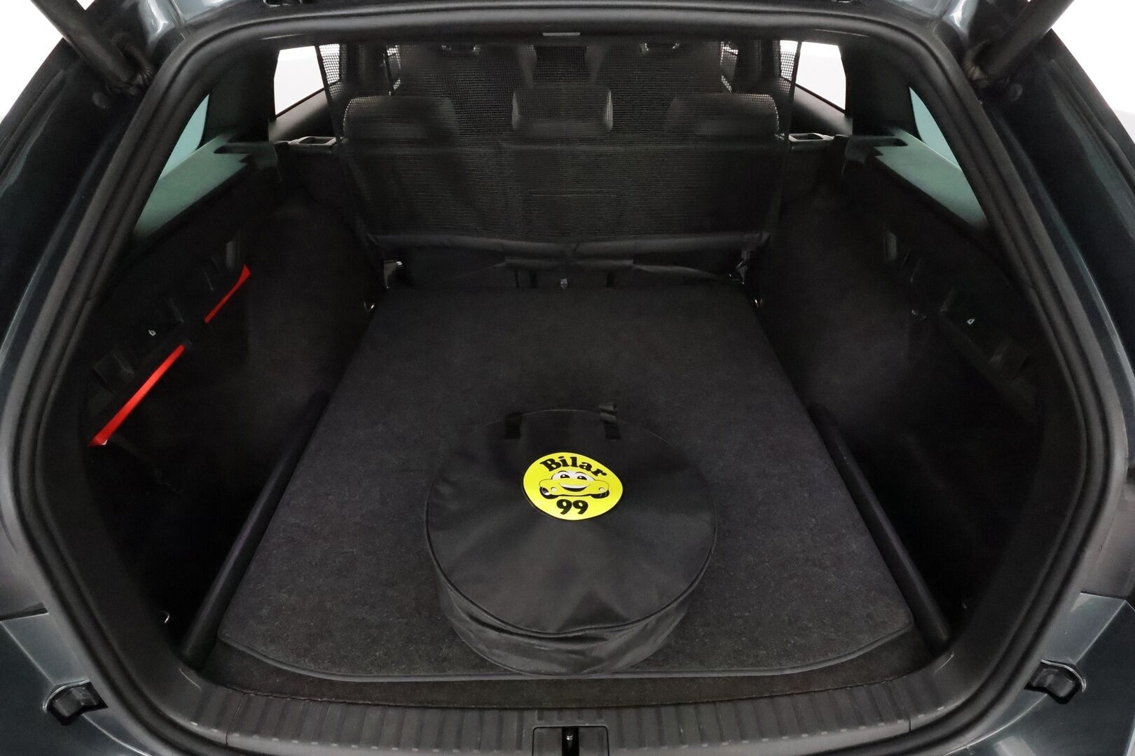 Skoda Octavia 2021 Combi 1.4 PHEV RS IV *ACC / HUD / Panorama / Canton / Hieronta / Matrix LED / Muistipenkit / Navi* - P.kamera / Kahdet renkaat aluvanteilla / Huippuvarusteet!