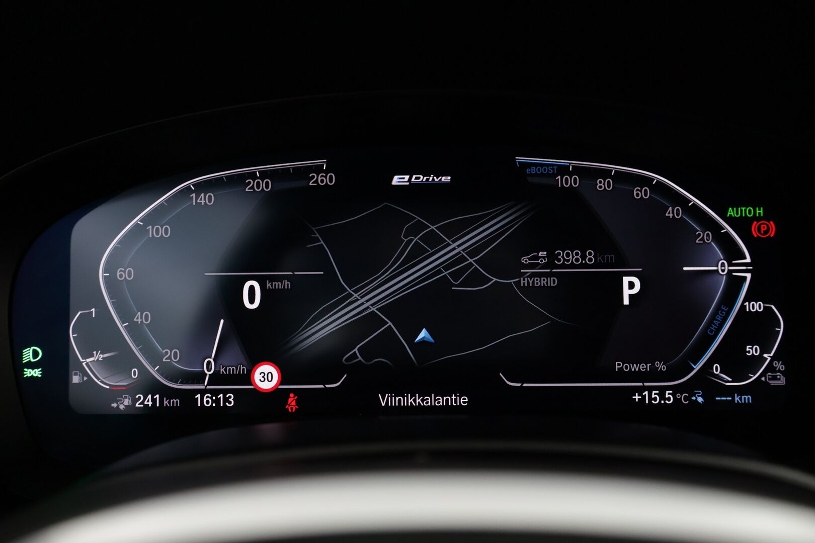 BMW 530 2021 G31 Touring 530e xDrive M-Sport / Harman Kardon / Nahat / Keyless / P. Kamera / Vetokoukku - BMW 530 G31 Touring 530e xDrive / M-Sport / Adapt. LED /Harman Kardon / P. Kamera / Vetokoukku