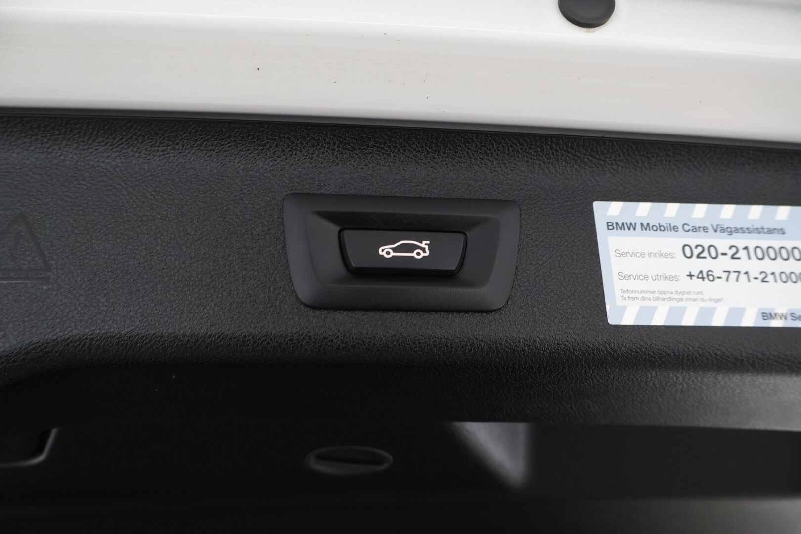 BMW 530 2021 G31 Touring 530e xDrive M-Sport / Harman Kardon / Nahat / Keyless / P. Kamera / Vetokoukku - BMW 530 G31 Touring 530e xDrive / M-Sport / Adapt. LED /Harman Kardon / P. Kamera / Vetokoukku